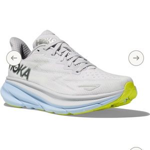 Hoka Clifton 9 size 7D Nimbus Cloud/Ice Water